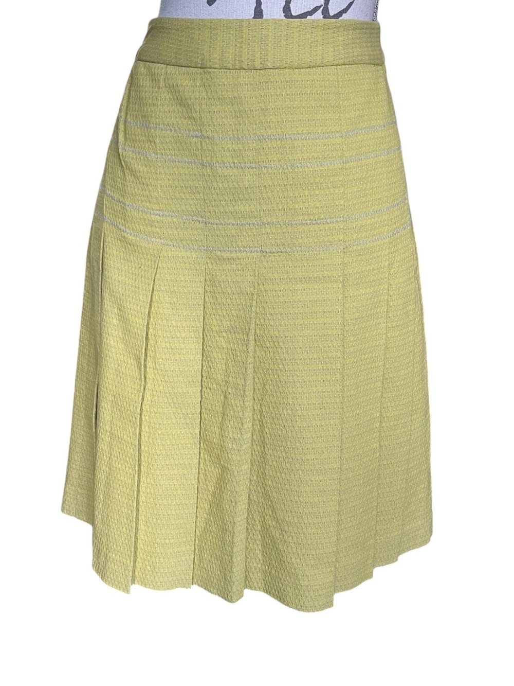 Enjoy Soft Chartreuse Cotton Blend Textured Tweed Pleated Skirt (2/4)